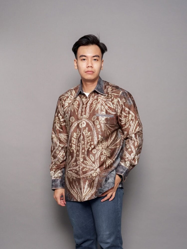 Kemeja Sasirangan Prada