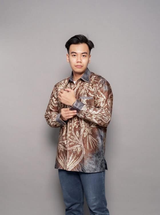 Kemeja Sasirangan Prada - Image 3