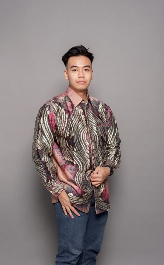 Kemeja Sasirangan Prada - Image 3