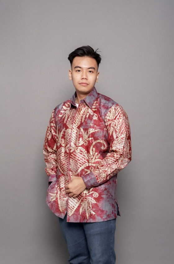 Kemeja Sasirangan Prada