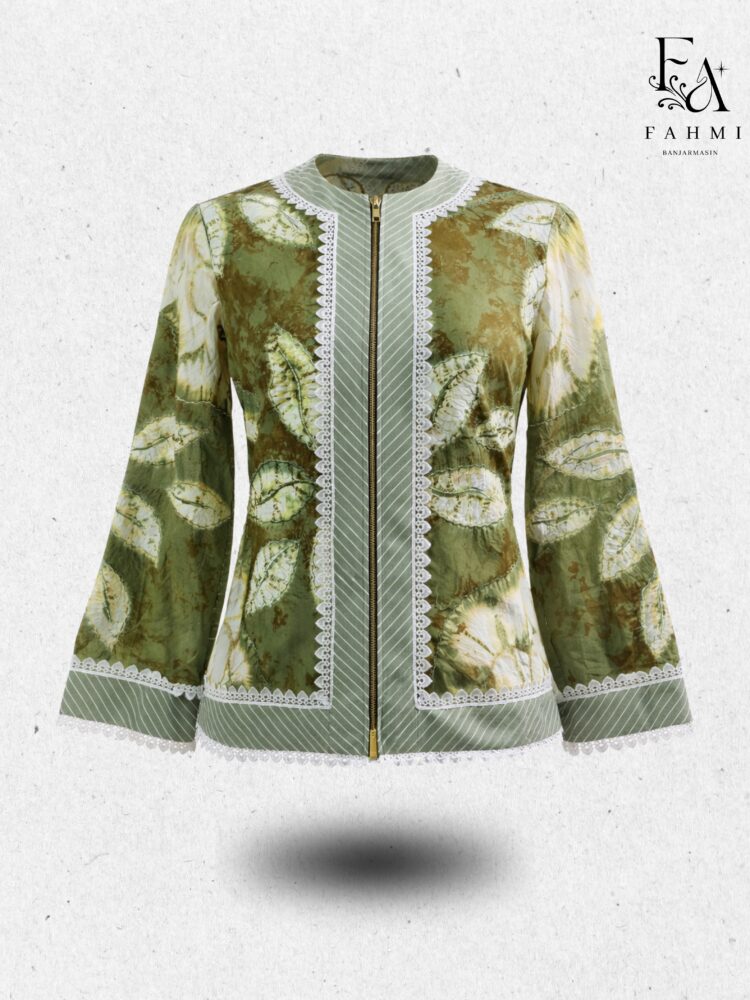 Sasirangan Verde Embroidered Outerwear